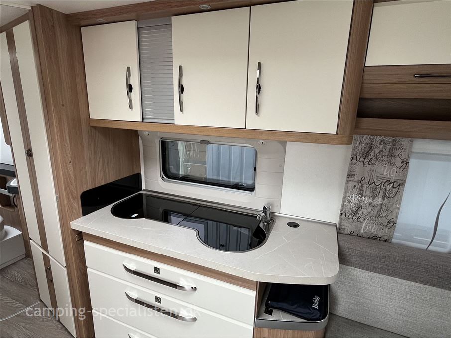 Hobby De Luxe 540 FU